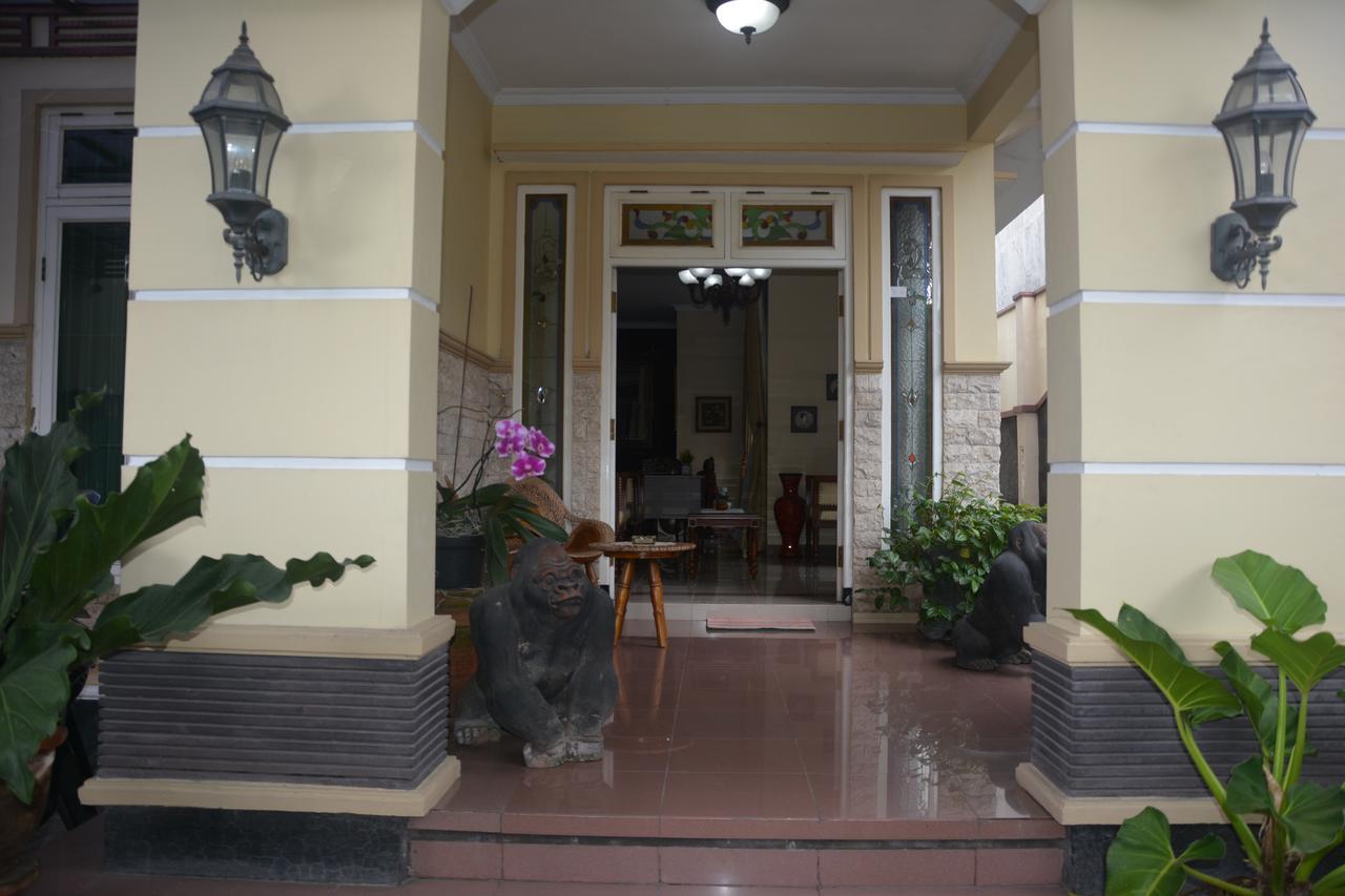 Puri Sagopi Guest House Maguwo Exterior foto